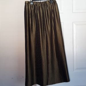 Reuma Pleated skirt